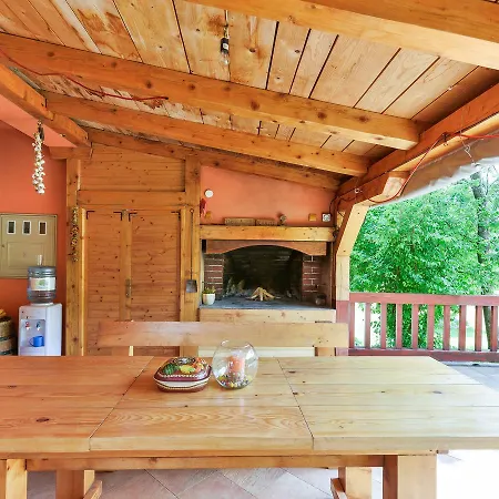 Enchanting Holiday In Kijani With Swimming Pool Gračac